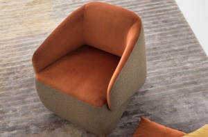 Gea Accent Chair, Nordholtz